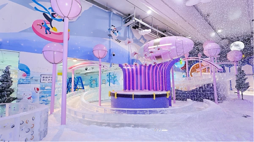 snow ice machine used in ice and snow park