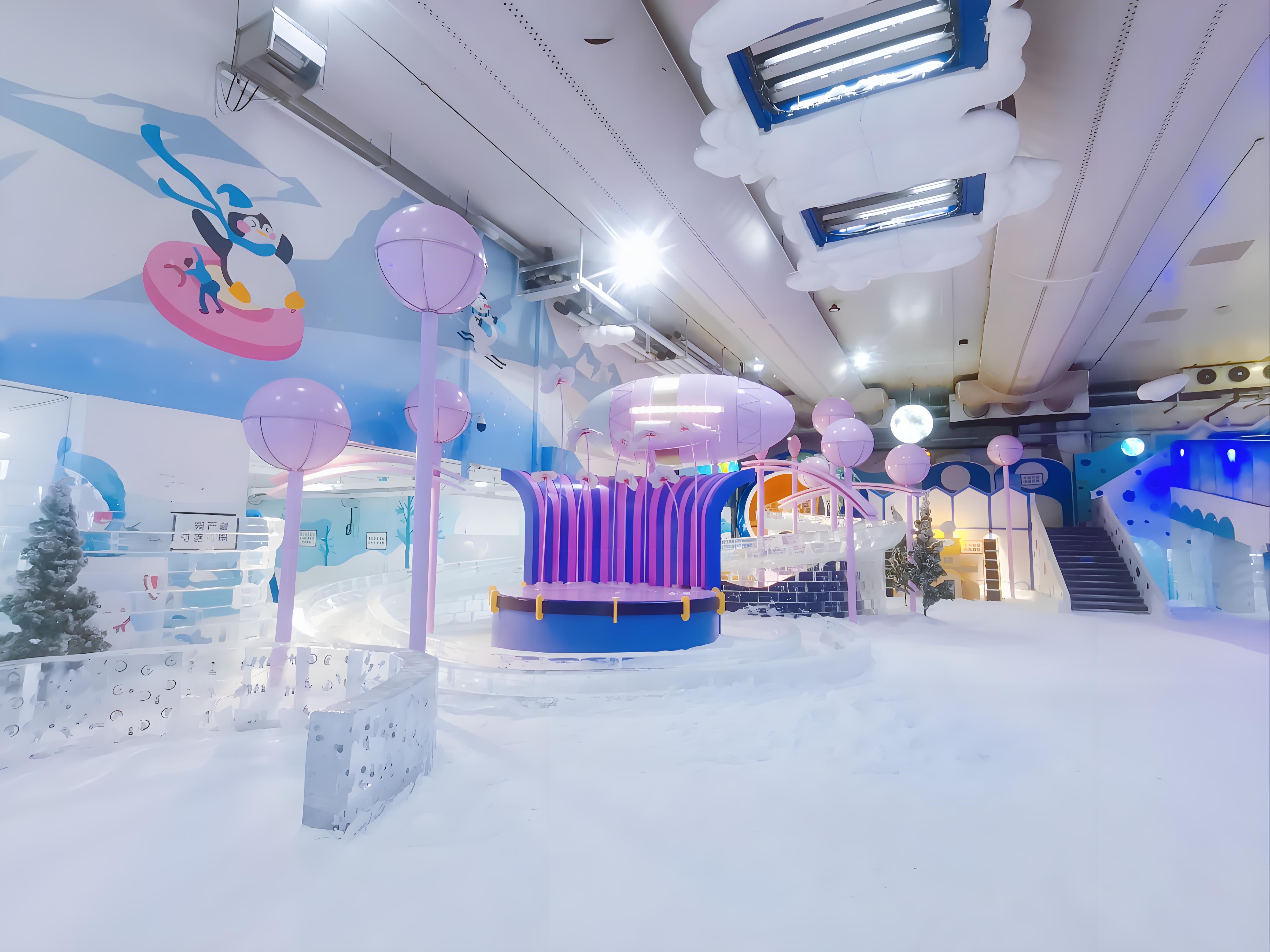Focusun-built indoor ice snow park with artificial snowfall and immersive winter scenery