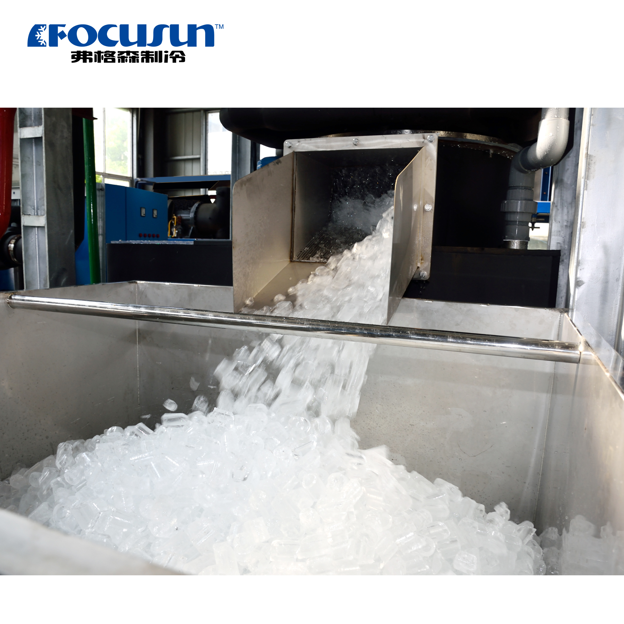 automatic ice outlet of an industrial tube ice machine with continuous tube ice discharge