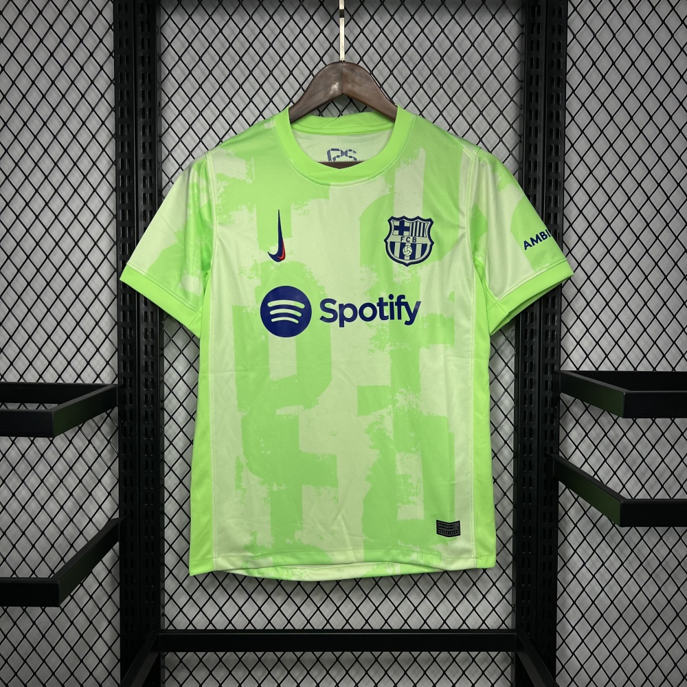 Barcelona 24/25 second away kit fan version