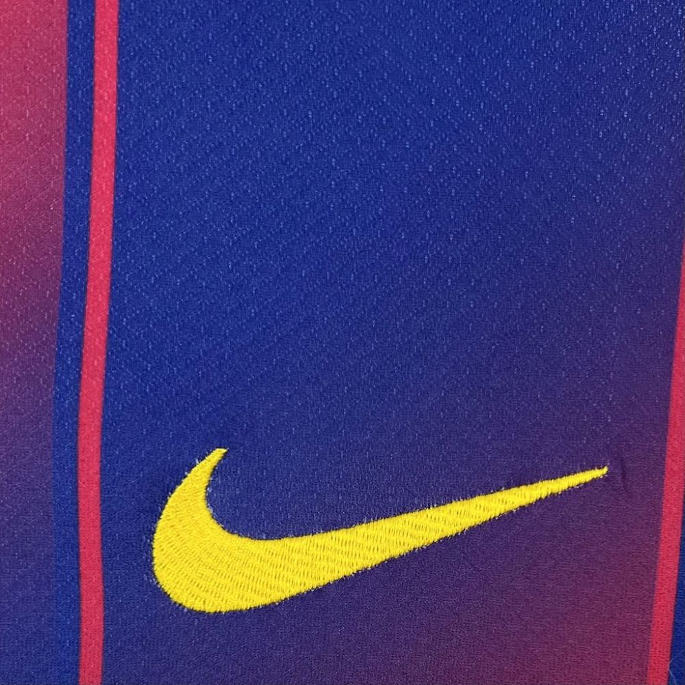 Barcelona 25/26 home kit fan version