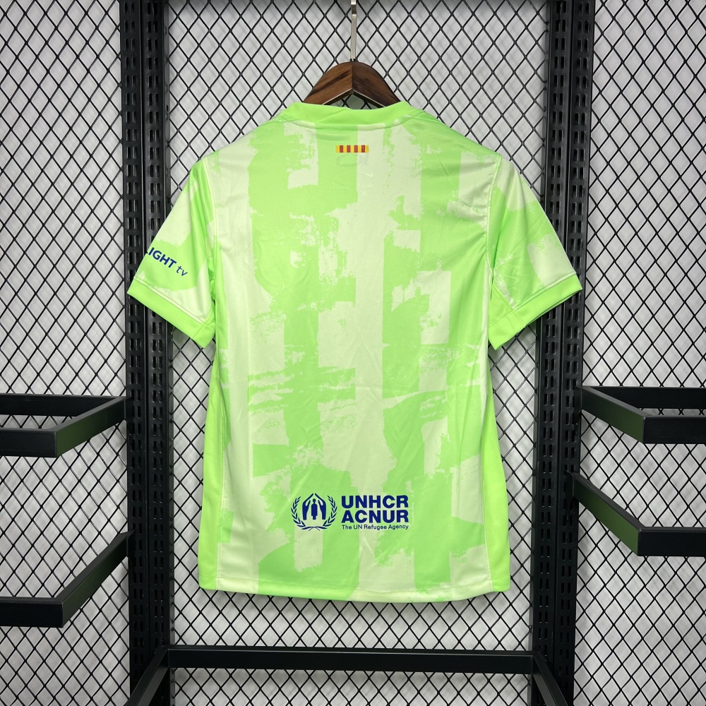Barcelona 24/25 second away kit fan version
