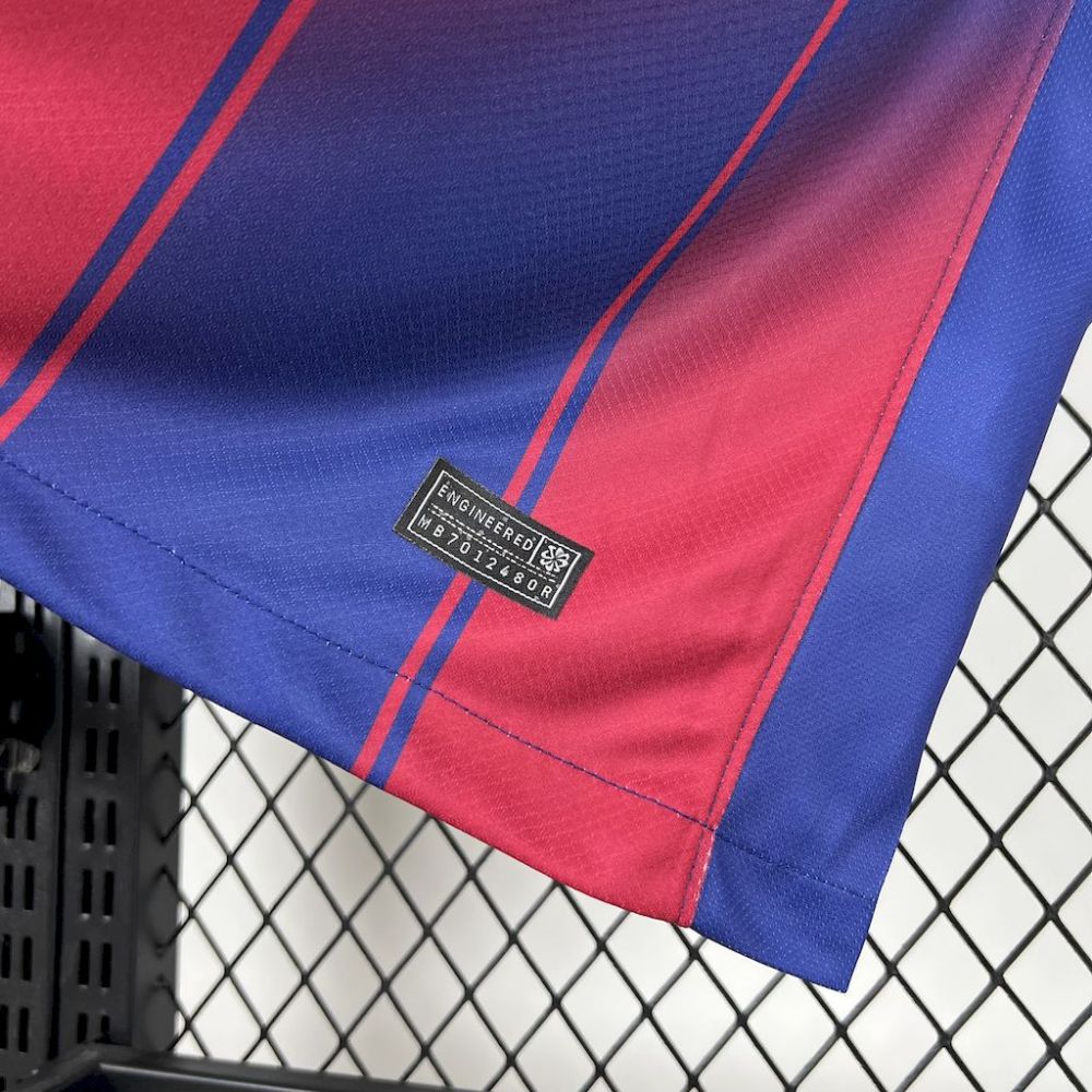 Barcelona 25/26 home kit fan version