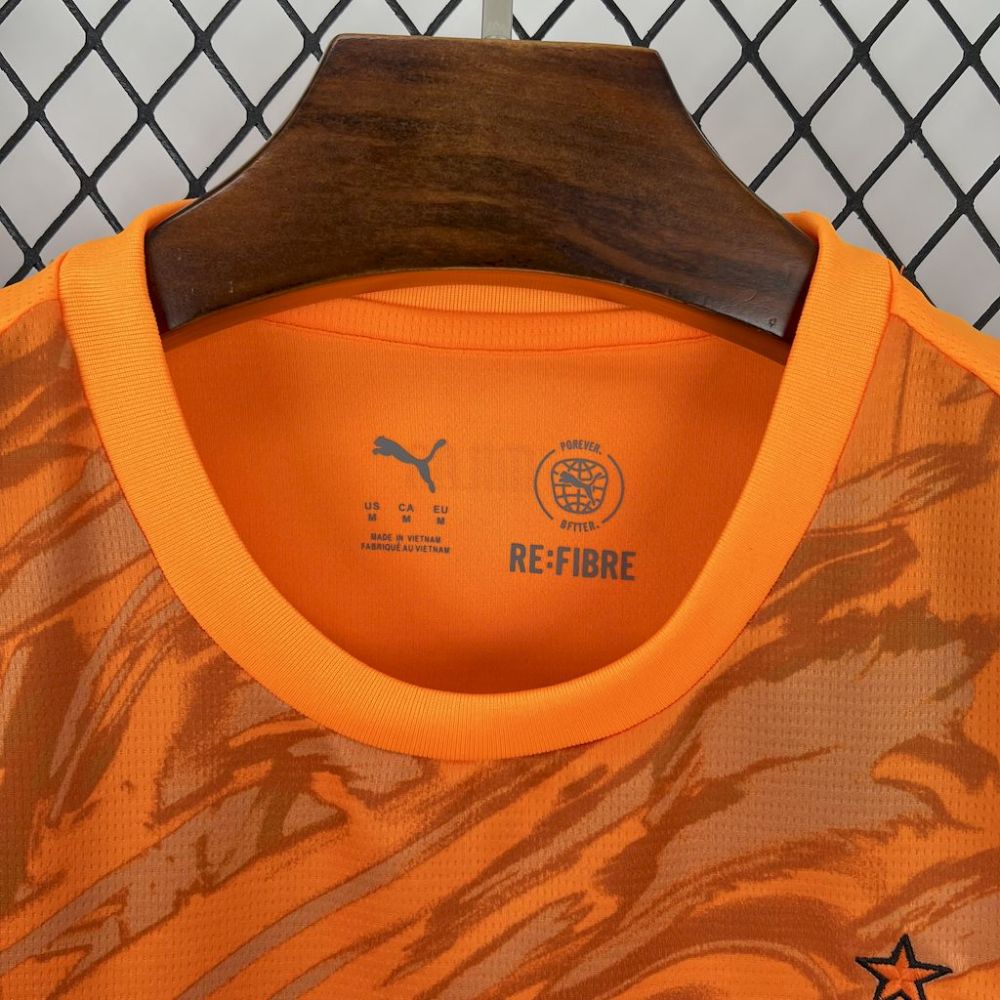 AC Milan 25/26 second away kit fan version