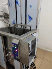 maszyna do czyszczenia ultradźwiękowego z windą