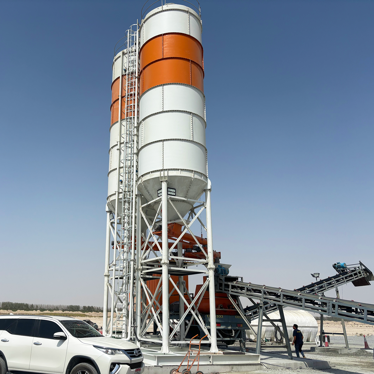 Bolted cement silo use for Dry Mixing Plant In UAE