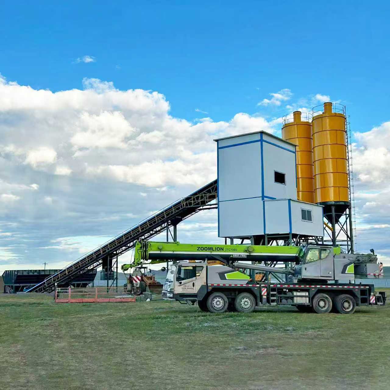 HLS120/180 Stationary Concrete Batching Plant