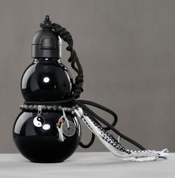 New Taoist cultural and creative classic design treasure gourd thermos cup, gourd shaped, black and white, stainless steel thermos cup, comes with accessory stickers