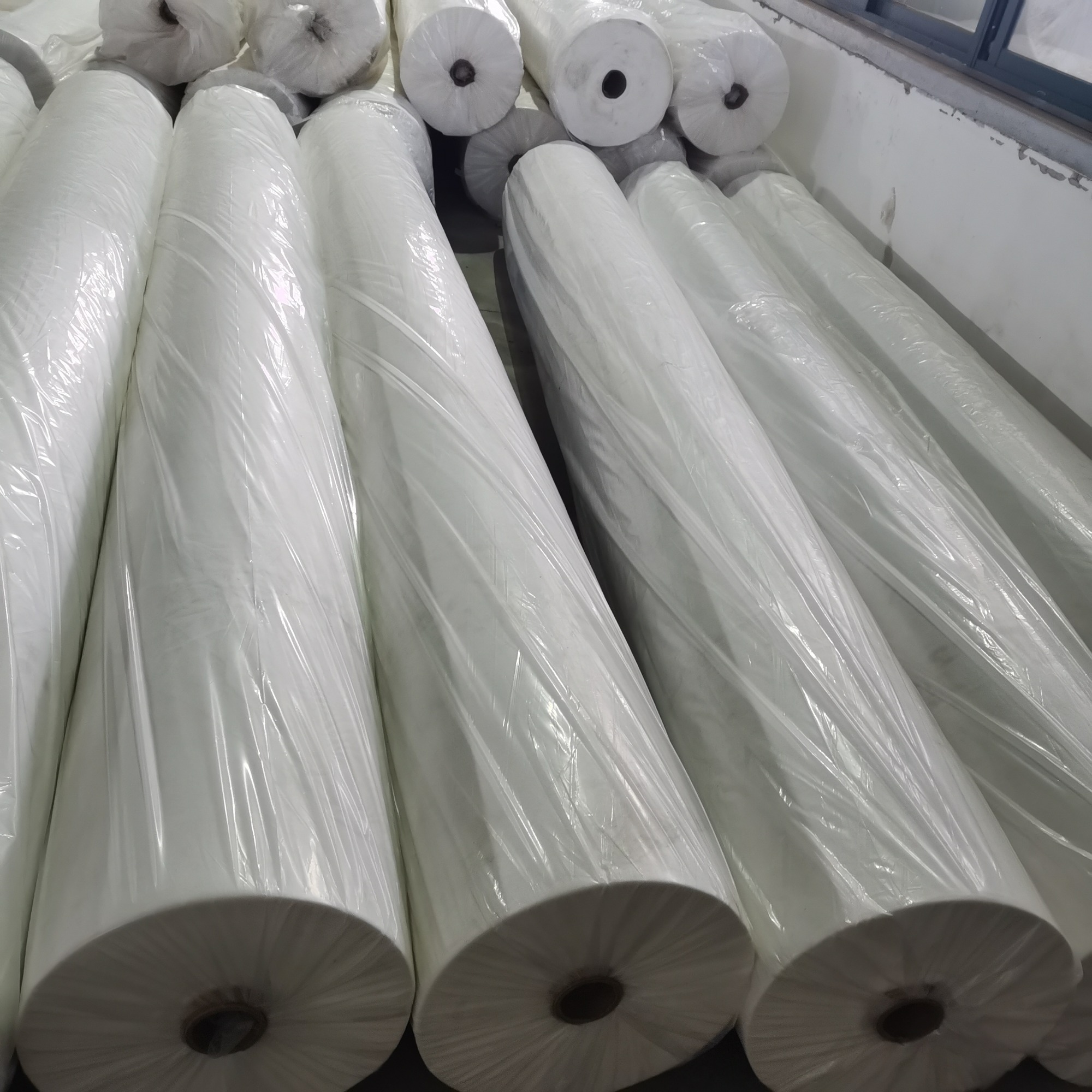 ss nonwoven fabric roll pp spunbonded and material roll polypropylene nonwoven fabric