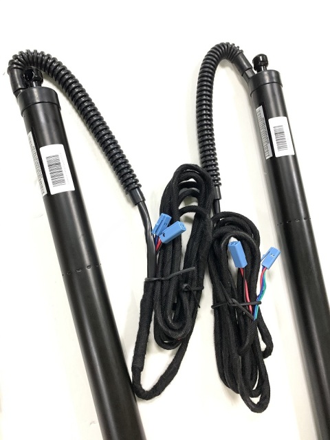 Genuine XPENG P7 electric tailgate retrofit trunk lid with foot leg sensor function optional