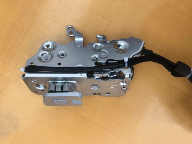 Hot Sale Benz G Class Car Door Magnet Soft Close Secondary Reabsorption Retrofit