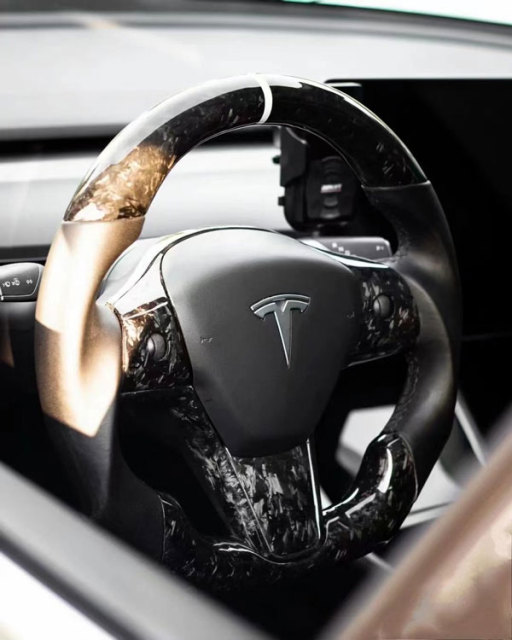 Forged Carbon Fiber Performance Steering Wheel with Leather & Alcantara Suede for Tesla