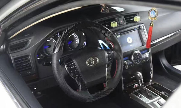 Full Custom Geniune Leather Steering Wheel For Toyota Car