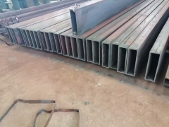 R-angle or Right-angle Galvanized Square Tubes: Customizable Drawn for Industrial Use