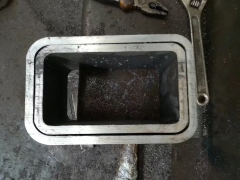 R-angle or Right-angle Galvanized Square Tubes: Customizable Drawn for Industrial Use