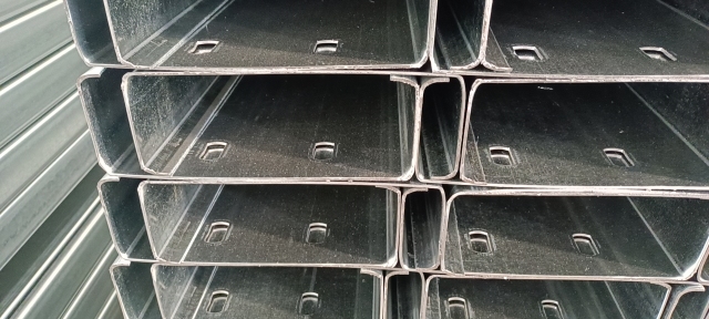 C-shaped steel