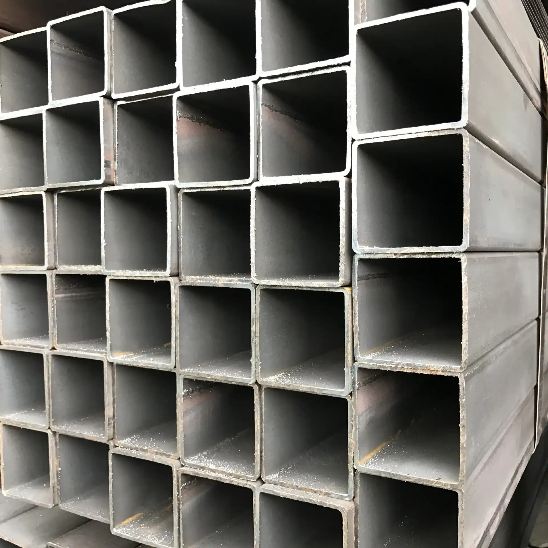Q235B Hot Dip Galvanized EMT Square 6m ASTM Standard-for Construction Drill API Certified Bending Cutting Welding Available