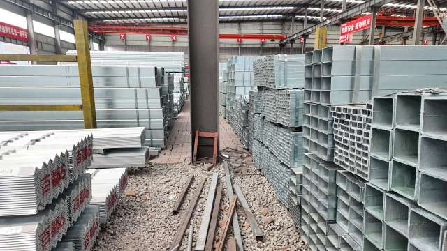 35*35 2.0mm Galvanized Steel Square Tubing Iron Pipe GB Standard for Structure Application