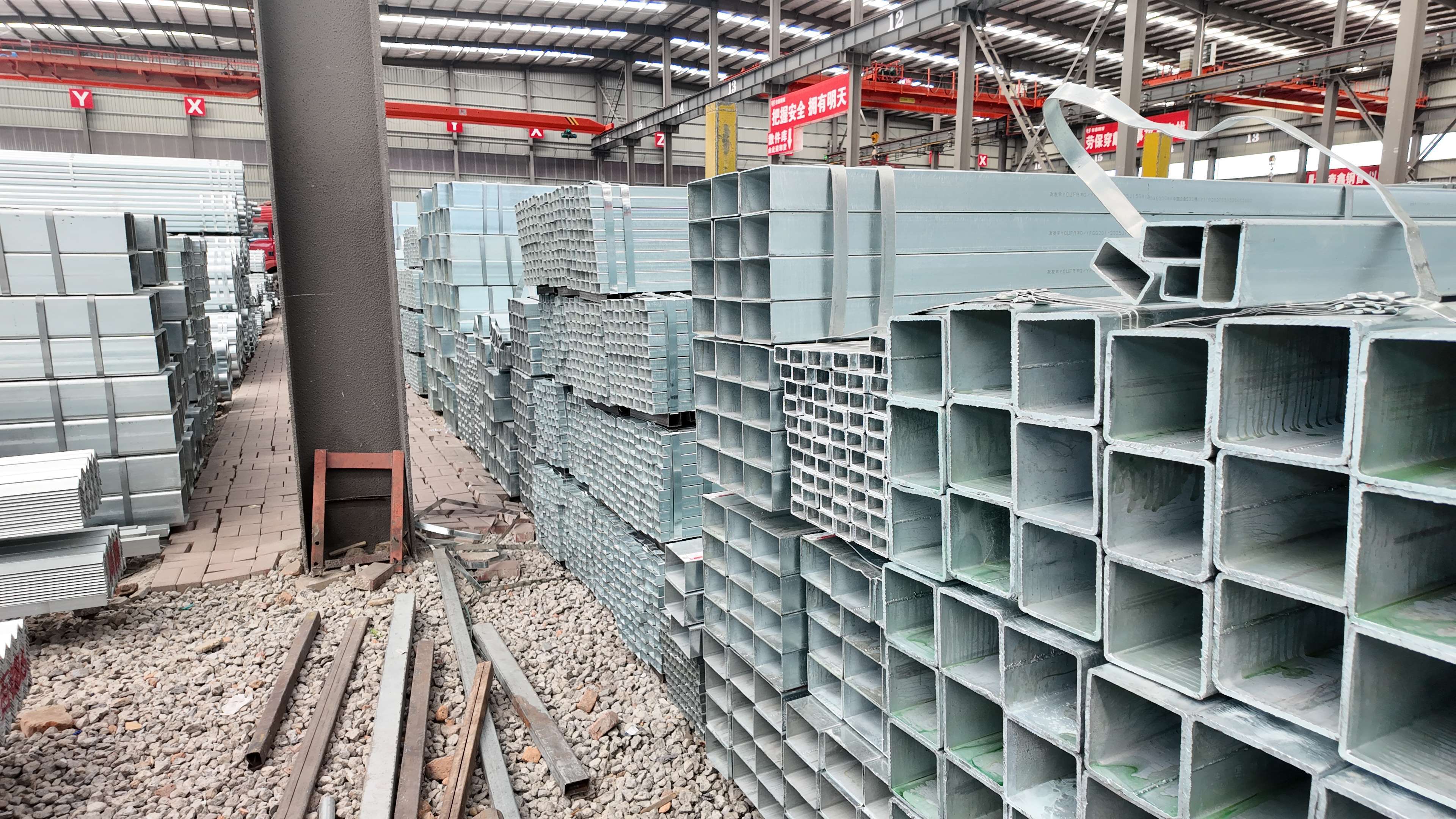 35*35 2.0mm Galvanized Steel Square Tubing Iron Pipe GB Standard for Structure Application