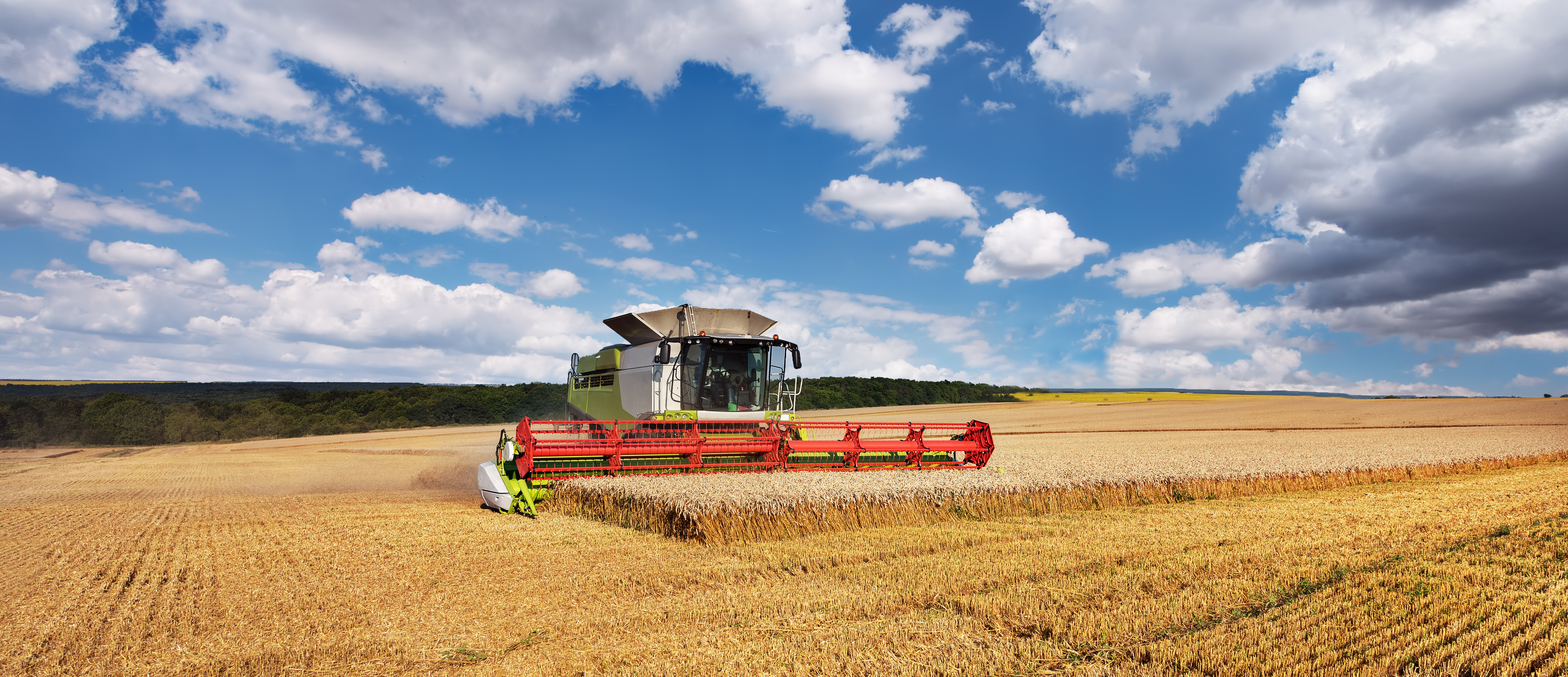 Intelligent harvesting with MacSteer N50 tractor GPS guidance