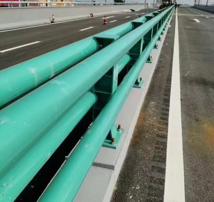 Bridge guardrail
