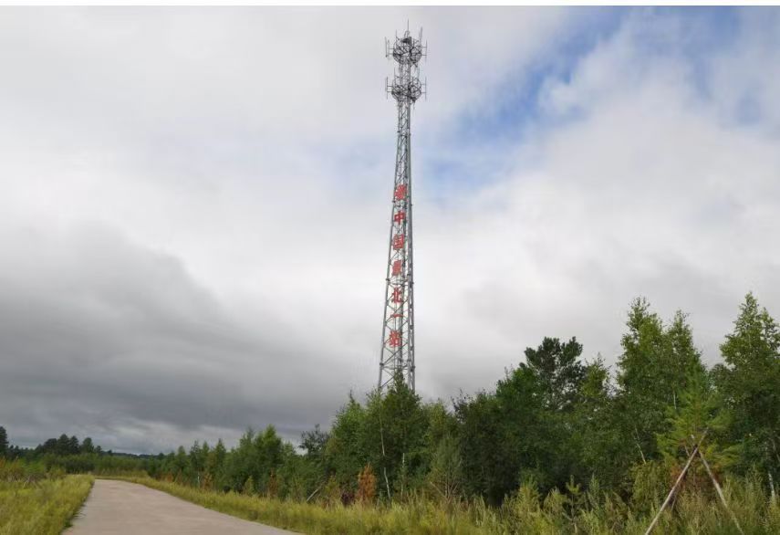 Signal tower (communication tower)