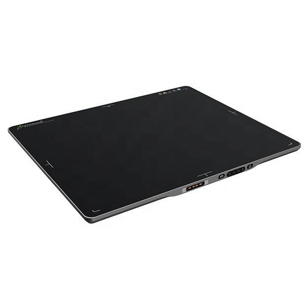 14×17-inch High-Performance Cassette-size Wireless a-Si Flat Panel Detector
