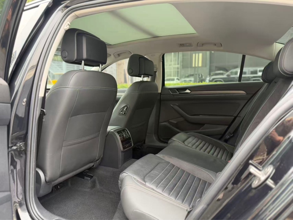 Volkswagen Magotan 2020 Magotan 2.0TSI Dual Clutch 330TSI Luxury Sedan
