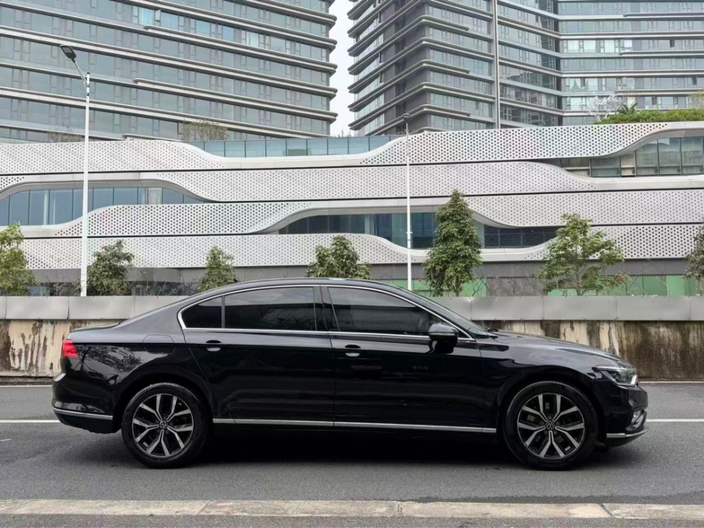 Volkswagen Magotan 2020 Magotan 2.0TSI Dual Clutch 330TSI Luxury Sedan