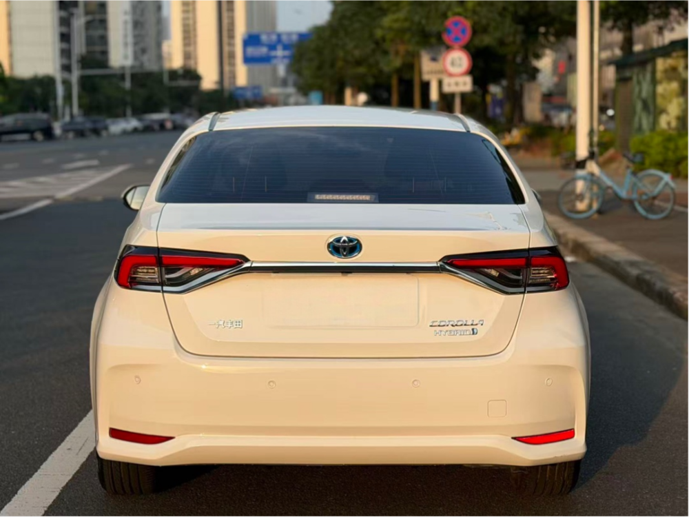 Toyota Corolla 2021 Corolla Hybrid 1.8 CVT Pioneer Sedan