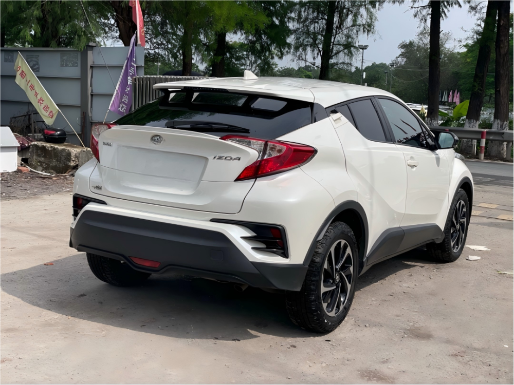 Toyota IZOA 2018 Model Year 2.0L CVT Sport Trim SUV