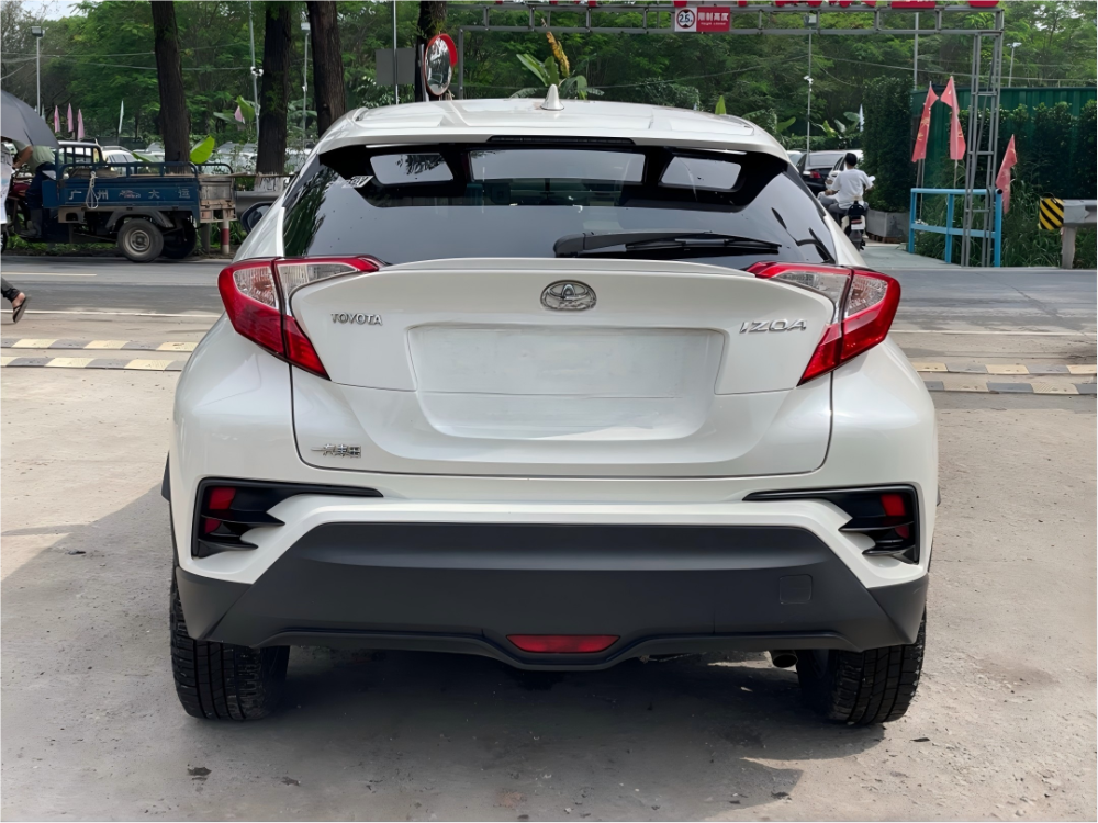 Toyota IZOA 2018 Model Year 2.0L CVT Sport Trim SUV