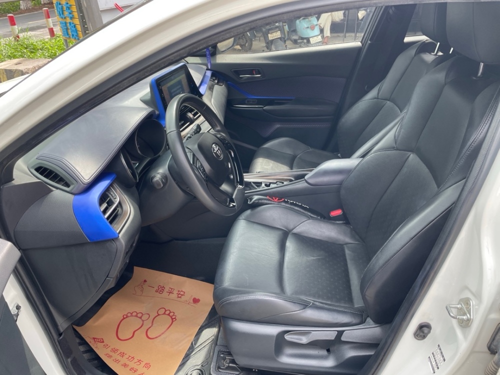 Toyota IZOA 2018 Model Year 2.0L CVT Sport Trim SUV