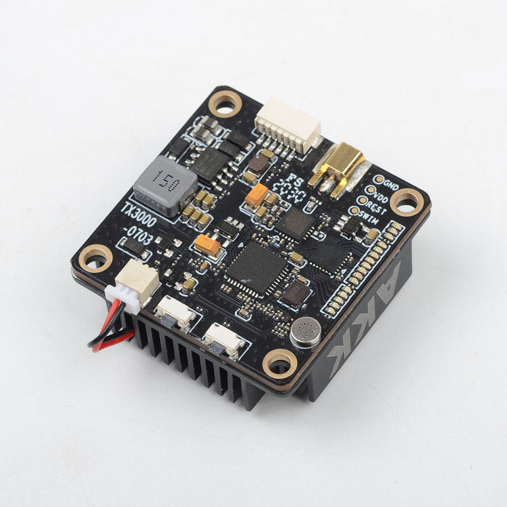 AKK Ultra Long Range VTX 4.9G/5.8G 3W up to 10Km VTX with Fan MIC Smartaudio 30.5*30.5mm for RC FPV Drone Fpv Drone Vtx