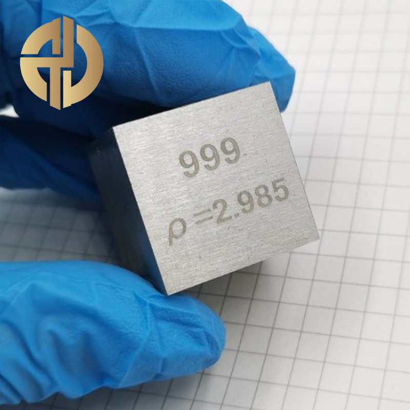 Scandium metal