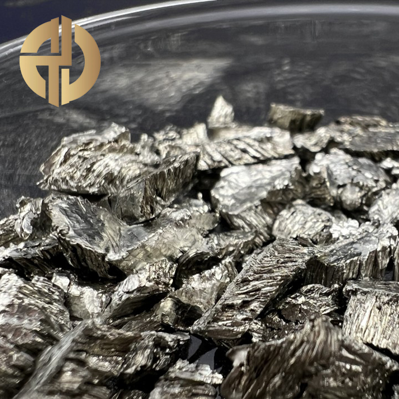 Scandium particles