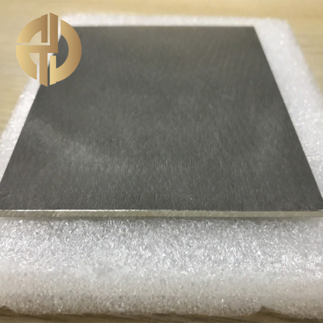 Tungsten-rhenium alloy plate