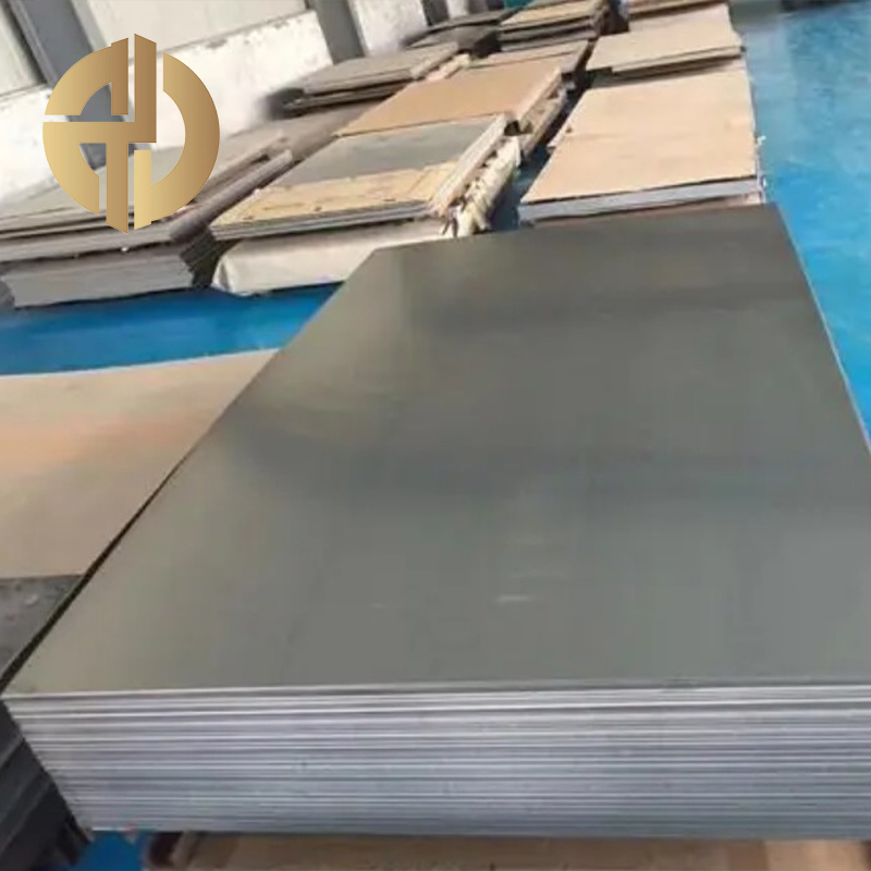 Niobium-hafnium alloy plate