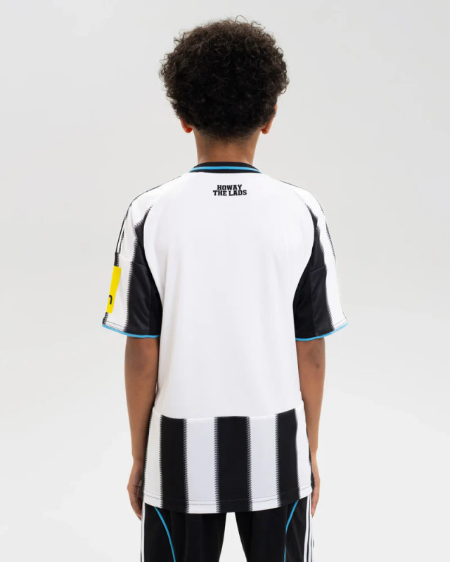 【 KIDS 】NEWCASTLE UNITED 2025/2026 HOME JERSEY