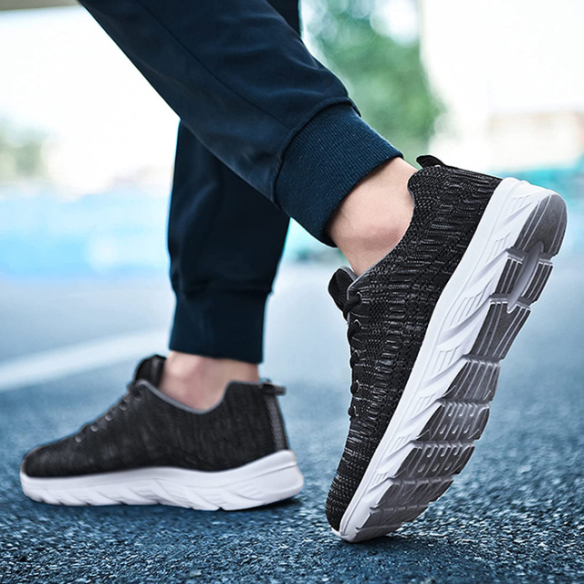 Men's Summer Mesh Sports Shoes Flat Shoes Round Toe Flat Non-Slip Hiking Shoes Men's Casual All Match Walking Shoes Fashionable design road cycling shoes Outdoor Indoor Cycling Riding Shoes