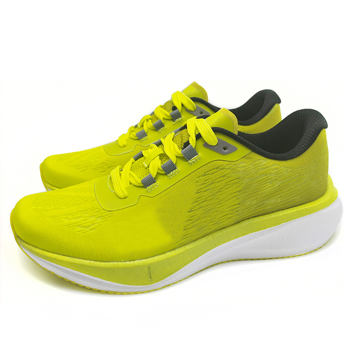 Factory direct wholesale Breathable carbon plate running shoes Wear Resistant Sports shoes Outdoor running shoes High quality running shoes Fashion carbon plate running shoes professional running shoes