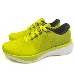 Factory direct wholesale Breathable carbon plate running shoes Wear Resistant Sports shoes Outdoor running shoes High quality running shoes Fashion carbon plate running shoes professional running shoes