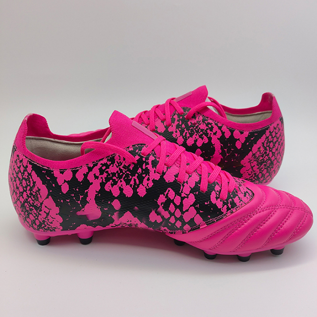Factory Wholesale Professional football training shoes Football sneakers Lightweight and comfortable sports shoes Factory Price soccer field boot Waterproof Breathable Football Shoes Football sneakers