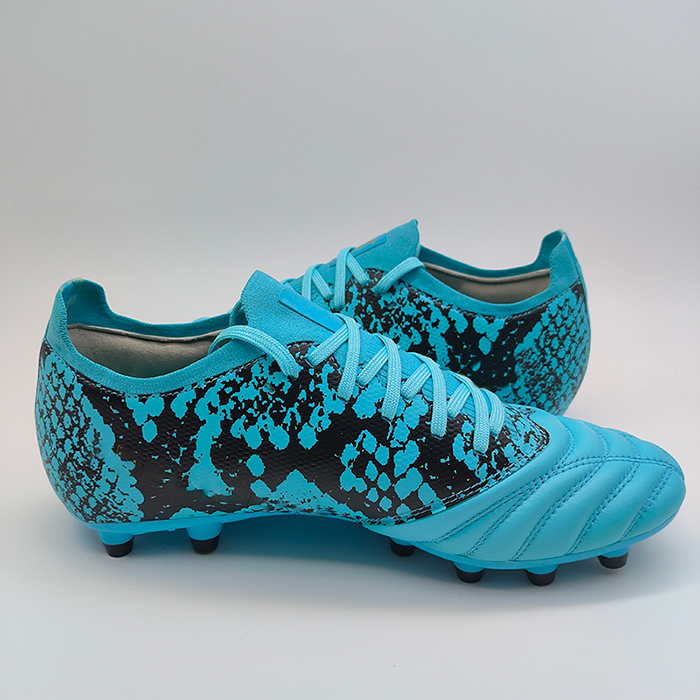 Factory Price soccer field boot Waterproof Breathable Football Shoes Football sneakers Top quality factory direct sales Outdoor Soccer Shoes Soccer Shoes Football Adult Training Shoes