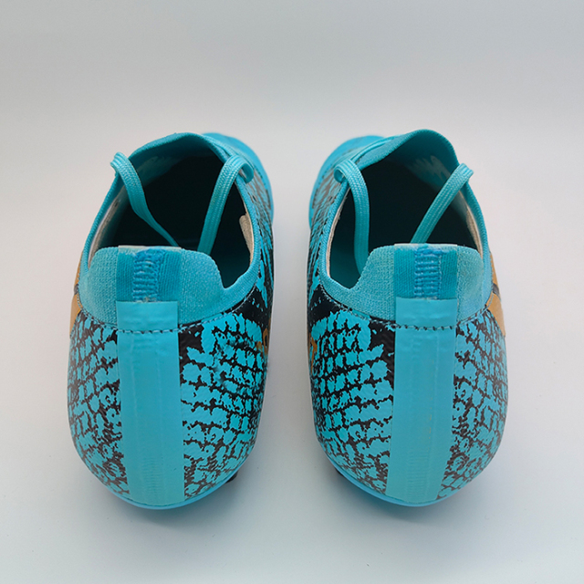 Factory Price soccer field boot Waterproof Breathable Football Shoes Football sneakers Top quality factory direct sales Outdoor Soccer Shoes Soccer Shoes Football Adult Training Shoes