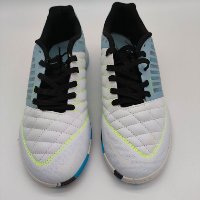 Lightweight wear-resistant Breathable competition training shoes hot selling sports training shoes anti slip soccer shoe  High Quality professional training football Boots Soccer Shoes professional Outdoor Football Custom training Soccer Cleats