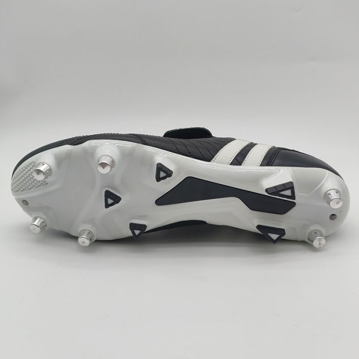 Fashionable Customize Professional multifunctional Breathable Soccer Sneakers Outdoor Professional Training Soccer shoes    Wholesale Hot Selling Lightweight Anti-Slip Rubber Sole Working Safety football Shoes professional training football sneakers