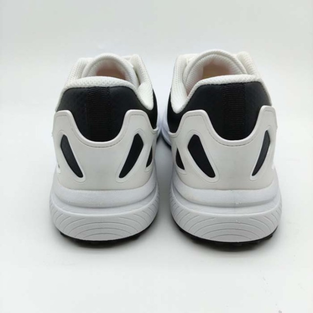 Wholesale Fashion Outdoor Cricket Shoes Hot Selling Best Quality Lightweight Rubber Sole Sport multifunctional Cricket Shoes  Wholesale Popular Fashion Sports and leisure Cricket Shoe Breathable Casual Running Sport Fashionable Cricket Sneakers