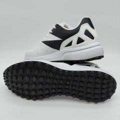Wholesale Fashion Outdoor Cricket Shoes Hot Selling Best Quality Lightweight Rubber Sole Sport multifunctional Cricket Shoes  Wholesale Popular Fashion Sports and leisure Cricket Shoe Breathable Casual Running Sport Fashionable Cricket Sneakers