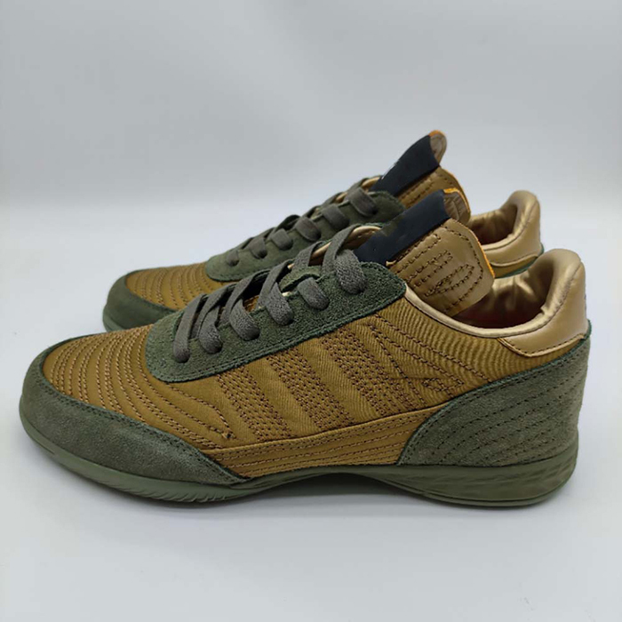 Outdoor hot selling football shoes classic training Soccer Shoes Shockproof wear-resistant and breathable student sports shoes Hot Sale Fashionable Soccer Increase Friction Soccer Cleats Wide Feet shock-absorbing professional training tennis shoes